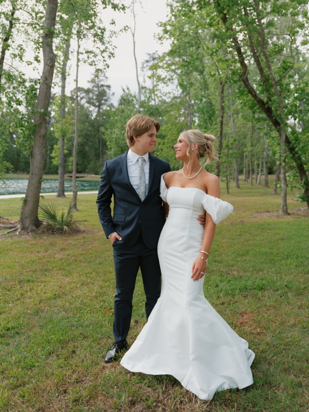 Sherri Hill Prom or Wedding Size 4 White Mermaid